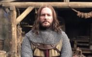 Peter O'Meara in Knightfall (Image via @peter_o_meara/Instagram)